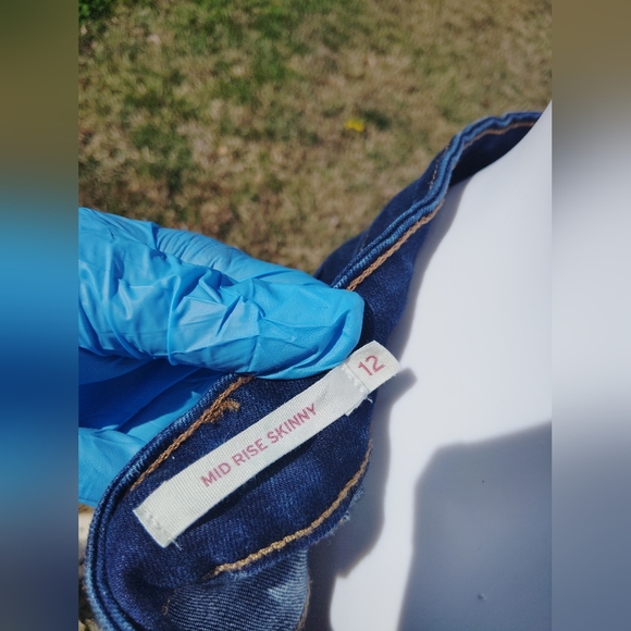 Mid Rise Skinny Jeans - Picture 2 of 7